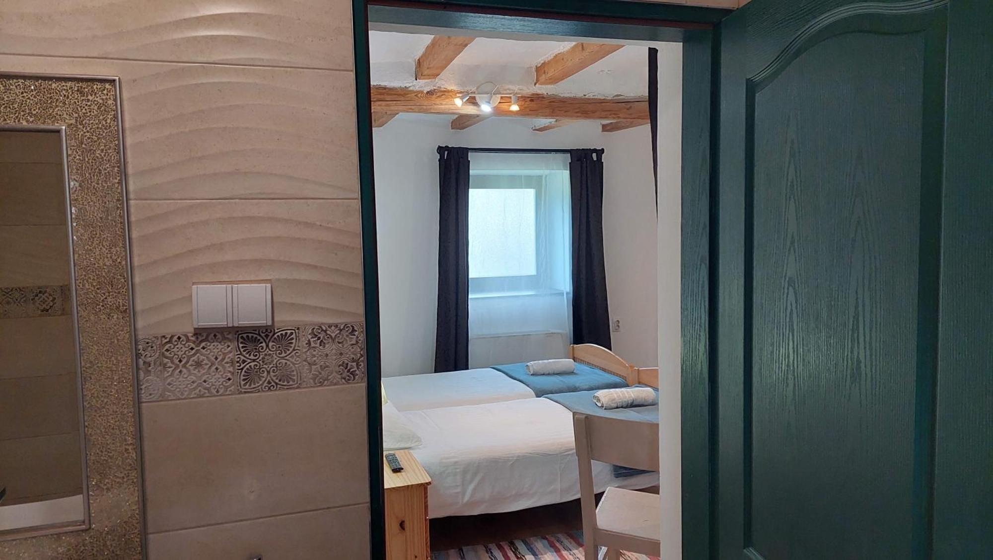 Eva House Hotel Pacir Bagian luar foto