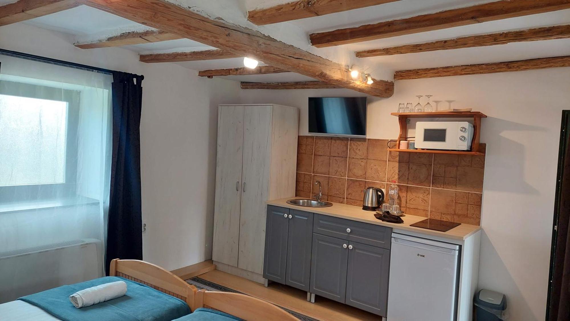Eva House Hotel Pacir Bagian luar foto
